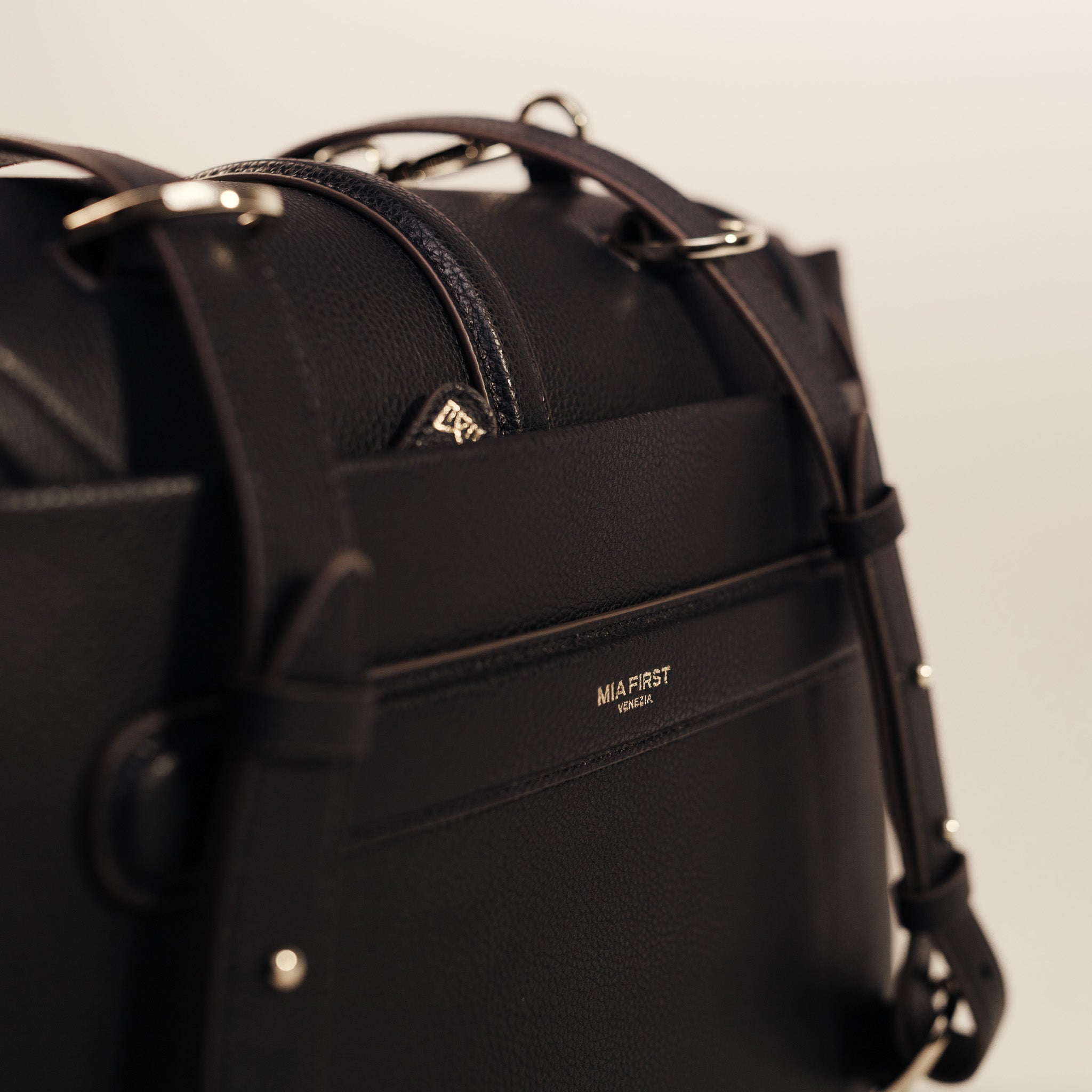 MiaCity Black - LIMITED EDITION – Mia First - Venezia
