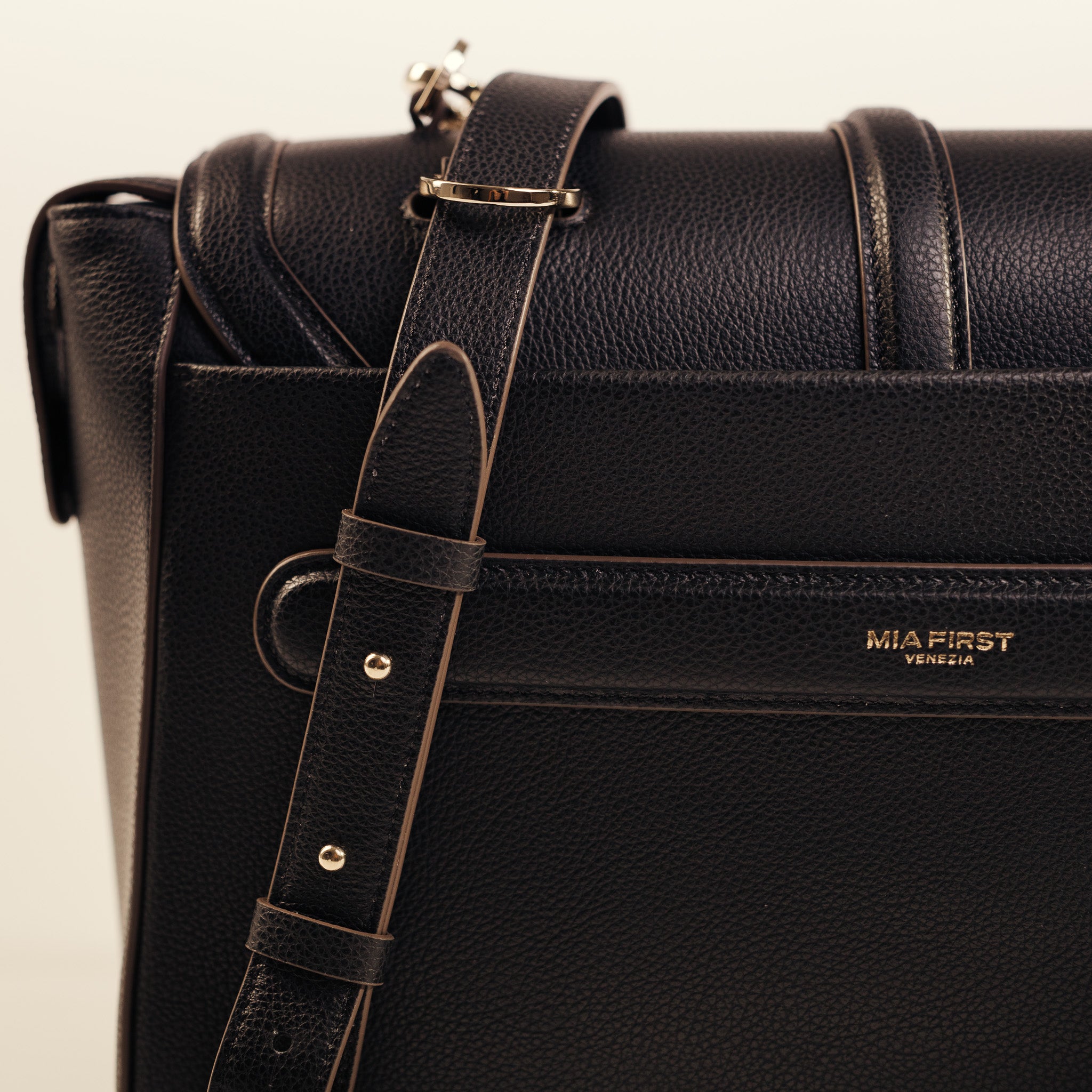 MiaCity Black - LIMITED EDITION – Mia First - Venezia